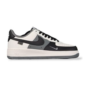 Nike Air Force 1 in Psychic Blue