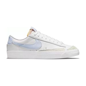 Nike Blazer 77 Vintage Low in White and Sky Blue